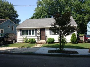 109 Vogel St, West Roxbury, MA 02132
