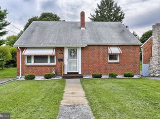 220 Nottingham Rd, Hagerstown, MD 21740