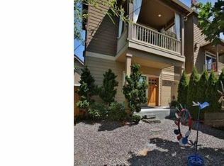 3951 SE Clay St, Portland, OR 97214