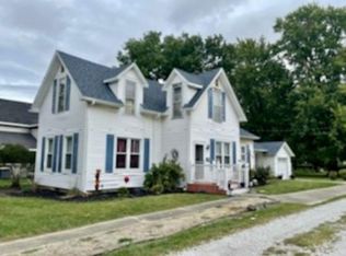 457 N West St, Tipton, IN 46072