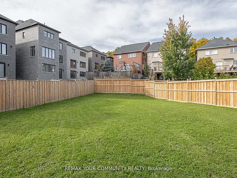 65 Bristlewood Cres — Photo 44