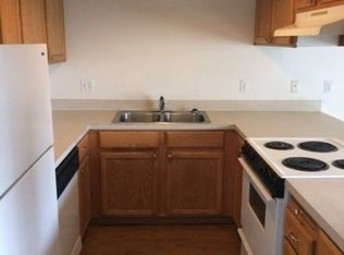 1603 S 9th St APT E, Lebanon, OR 97355