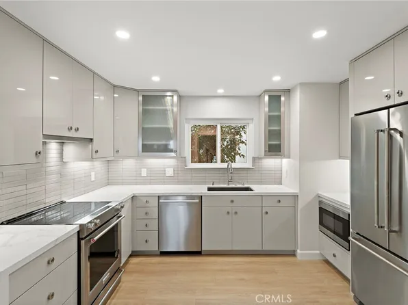 3241 San Amadeo Unit 1B, Laguna Woods, CA 92637