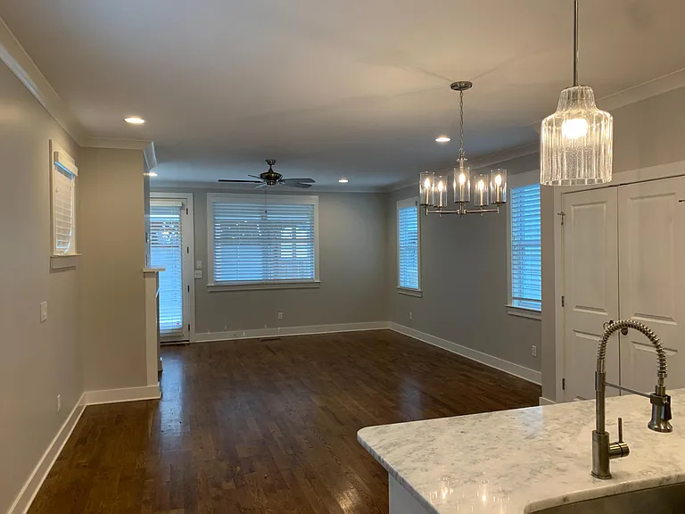 6110 California Ave — Photo 6
