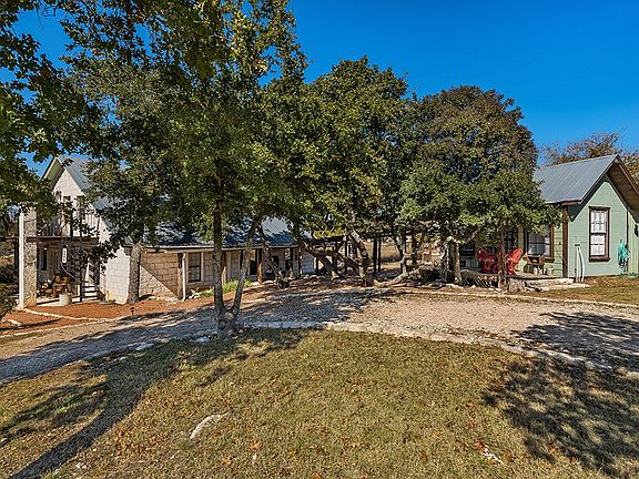 5th image of 10096 W Us Highway 290