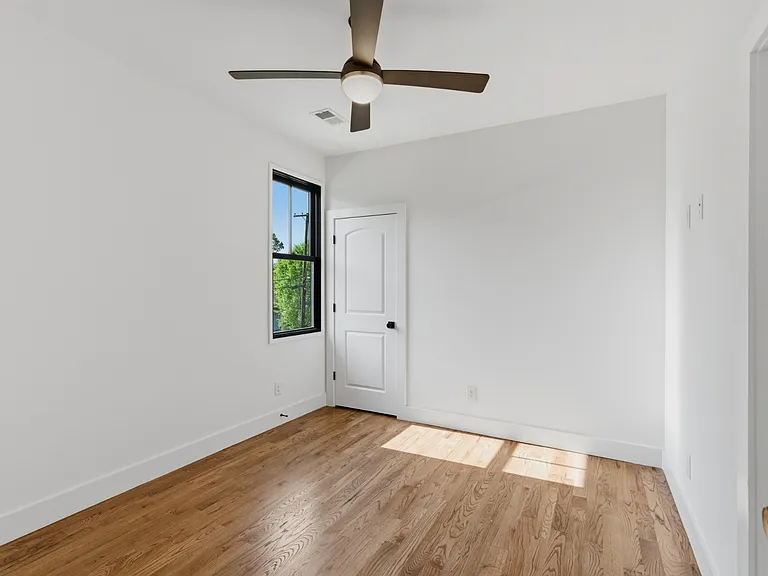 1111 Petway Ave — Photo 25
