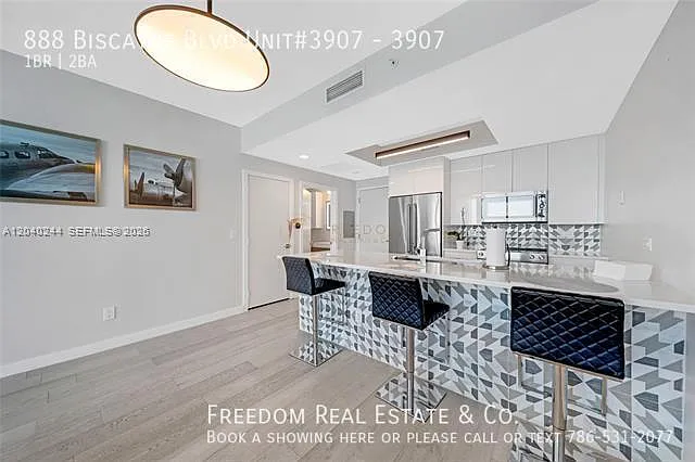 888 Biscayne Blvd #3907 — Photo 8