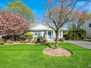 330 Brookside Ave, Cresskill, NJ 07626