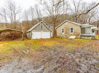 150 Iron Bridge Ln, Tarentum, PA 15084