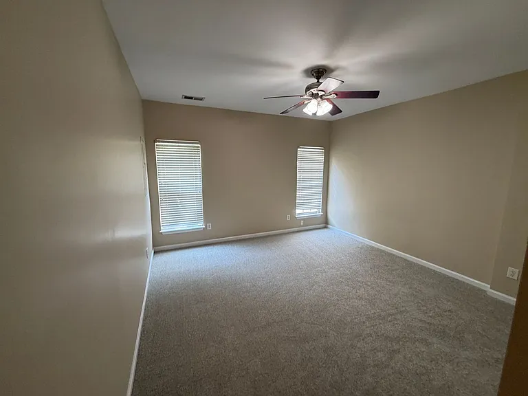 232 Hadley Commons Dr — Photo 9