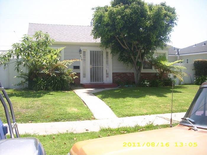 1st image of 310 W Hillsdale St