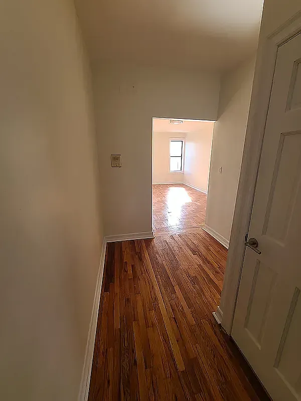 2950 Ocean Ave — Photo 2