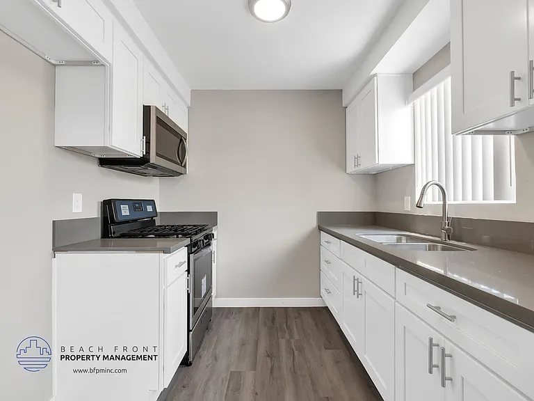 15205 Raymond Ave — Photo 32