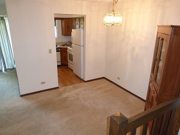 5th image of 410 Melrose Ave APT 202