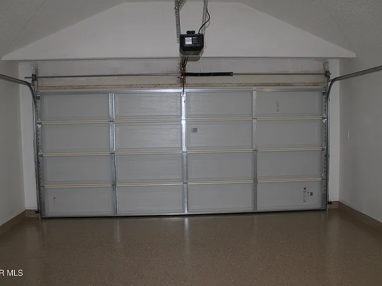 1472 Sierra De Oro Dr #0 — Photo 25