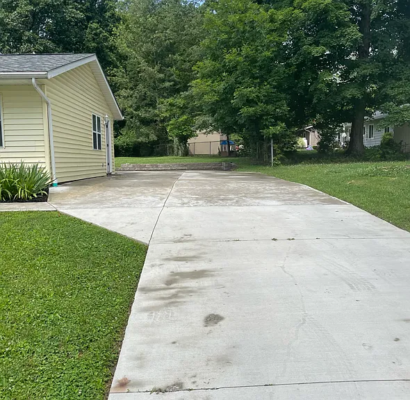 501 Mohican Dr — Photo 3