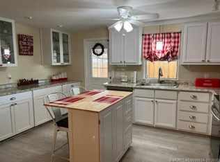 6165 Holly Ln, Lake Worth, FL 33462