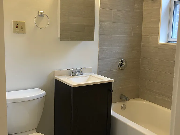 34 Hemenway St #39 — Photo 7