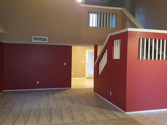 3rd image of 10813 Desert Sands Pl