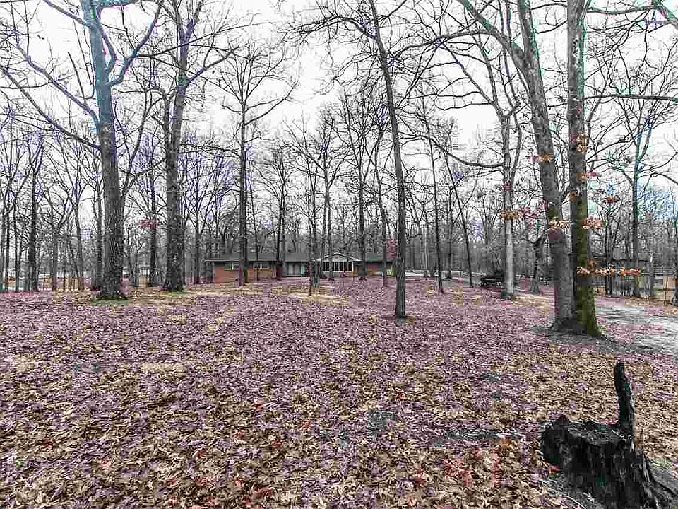 1st image of 2710 Shady Ln