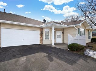 814 Roundhouse St, Shakopee, MN 55379
