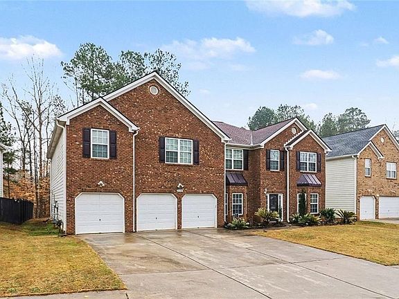 3rd image of 326 Cog Hill Dr