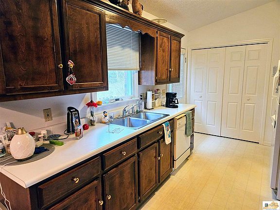 4th image of 108 Trista Ln