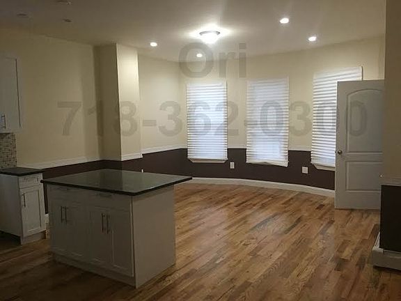 4th image of 613 Baker Ave #1