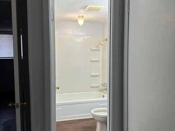 2600 S Beech St Unit K, Pine Bluff, AR 71603