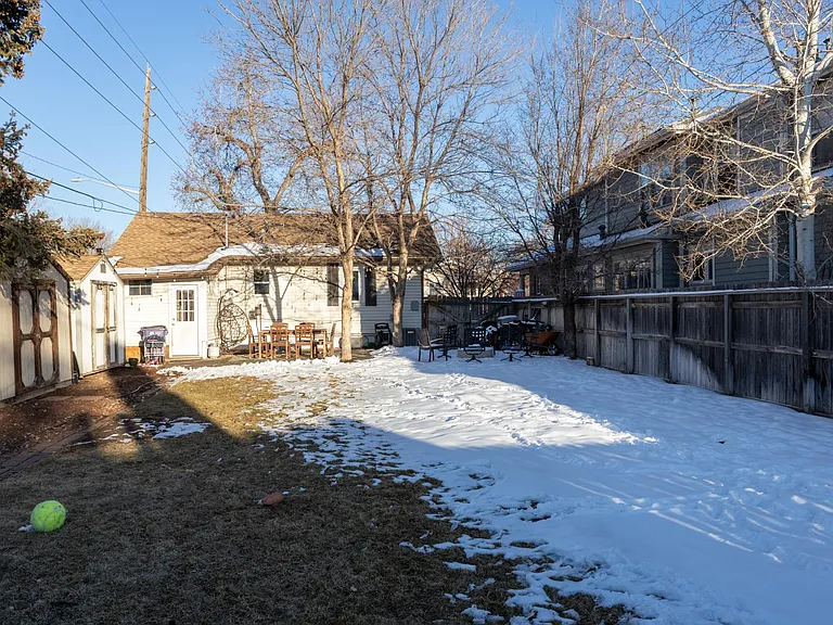 2103 S Clarkson St — Photo 31