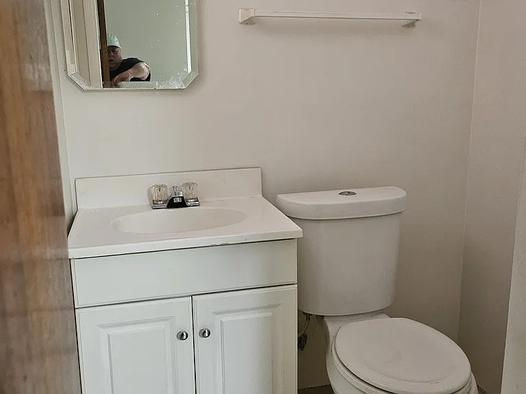 2719 N Baxter Ave — Photo 8