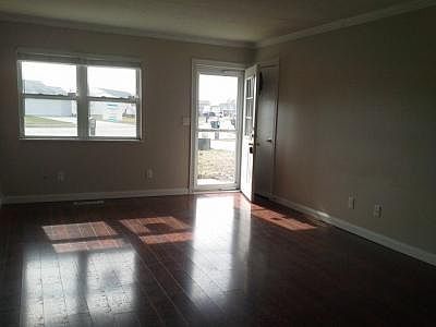 4th image of 1306 Montego Dr