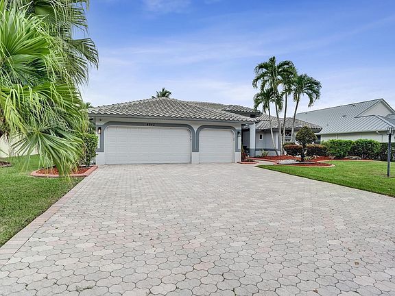 2nd image of 4942 NW 107th Avenue