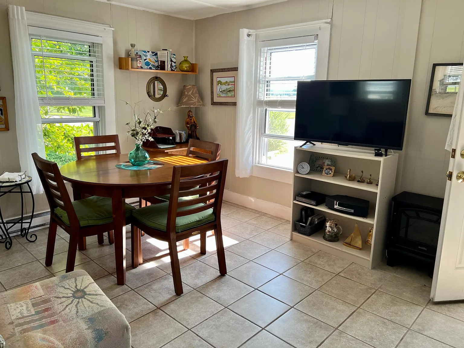 1 bed, 1.5 bath, 589 sqft, $1,450 — Photo 2