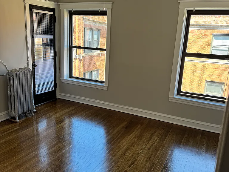 1250 W Bryn Mawr Ave #3N — Photo 1