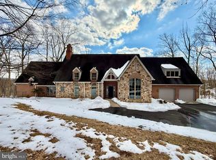 812 Steeple Chase Ln, Martinsburg, WV 25404
