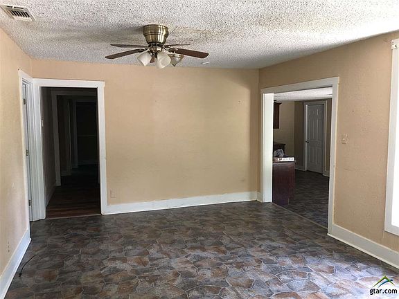 2nd image of 212 Cottonbelt St