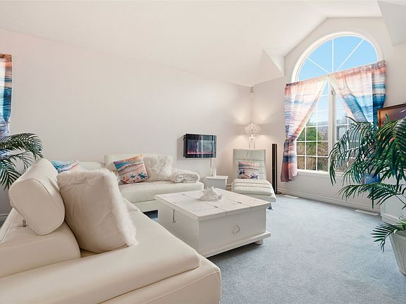 2nd image of 756 Springrose Way