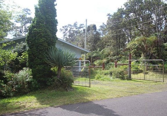 2nd image of 11-3774 Nahelenani St