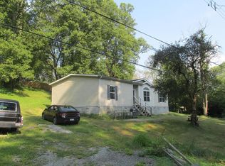 82 Central Ave, Ansted, WV 25812