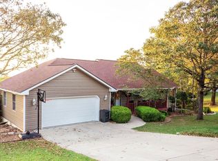 437 Zinnia Ln, Kirbyville, MO 65679