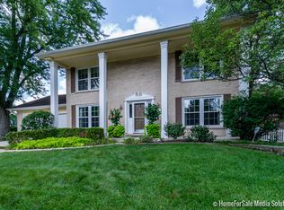 403 Brad Ct, Naperville, IL 60565