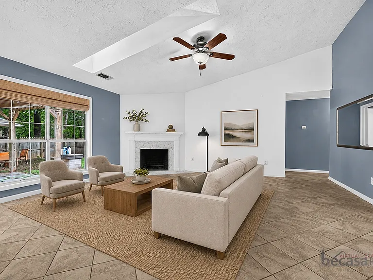 3035 Camelot Woods Dr — Photo 11