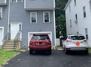 20 Stanton St, Worcester, MA 01605