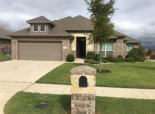 1000 Copperleaf Dr, Mansfield, TX 76063