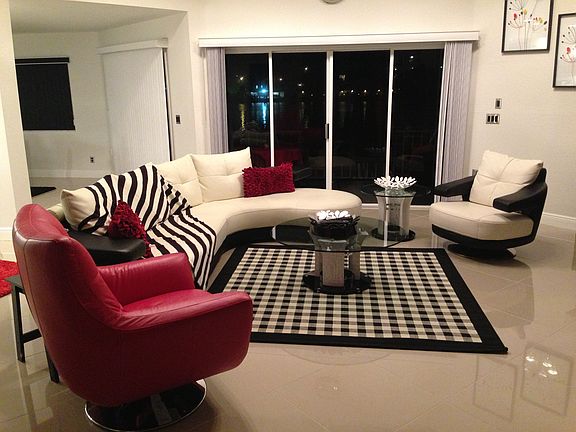 5th image of 227 Bayside Dr