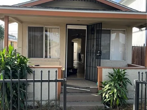 1544 W Parade St, Long Beach, CA 90810