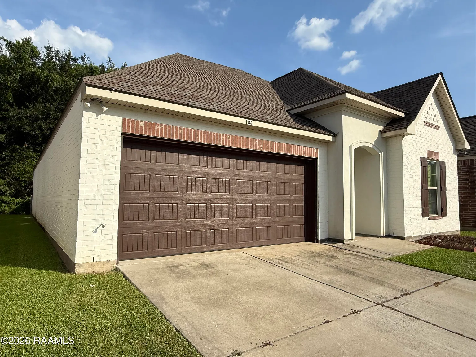 3 bed, 1825 sqft, $2,000 — Photo 3