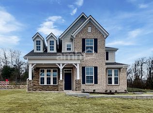 202 Marin Dr, Hendersonville, TN 37075