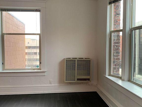 3rd image of 107 1st Ave N #418